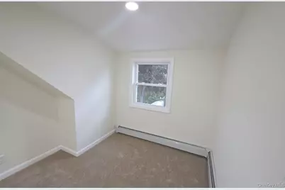 200 Raff Avenue, Elmont, NY 11003 - Photo 17