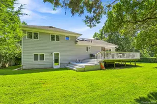 55 Southfield Rd, Glen Cove, NY 11542 - Photo 23