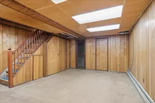 247-41 87th Dr, Bellerose, NY 11426 - Photo 15