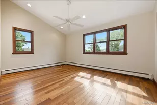 3849 Wesley St, Seaford, NY 11783 - Photo 17