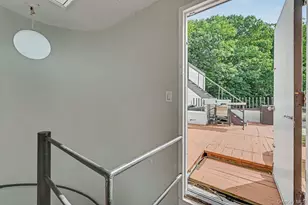 1200 Warburton Ave, Yonkers, NY 10701 - Photo 31