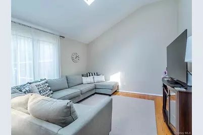531 5th Street, East Northport, NY 11731 - Photo 7