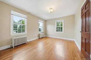 45 Tennyson Ave, Westbury, NY 11590 - Photo 19