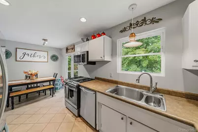 1040 Route 211 W, Middletown, NY 10940 - Photo 13