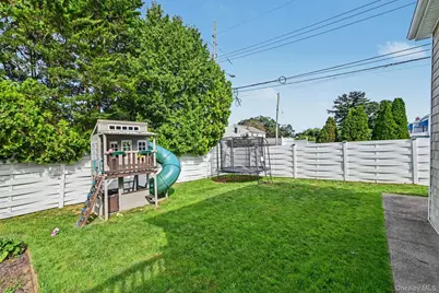 423 Bellevue Avenue, Yonkers, NY 10703 - Photo 25