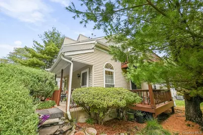 1108 Evergreen Court #65, Woodbury, NY 10930 - Photo 27