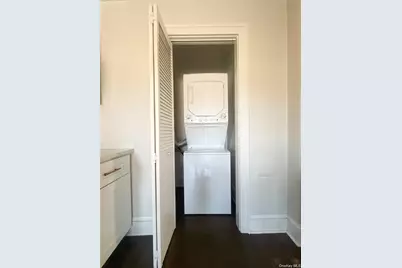 16 Minerva Place #1C, White Plains, NY 10601 - Photo 5