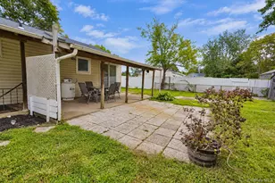 2712 Connecticut Ave, Medford, NY 11763 - Photo 19