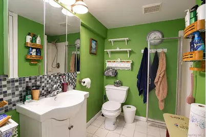 2712 Connecticut Avenue, Medford, NY 11763 - Photo 17