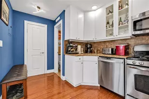 28-21 36th St, Astoria, NY 11103 - Photo 9