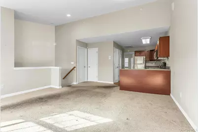 1128 Willow Lane, Valley Stream, NY 11580 - Photo 7