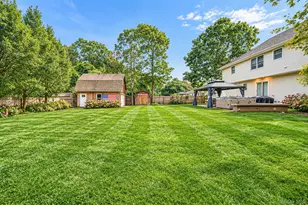 17 Mayfield Dr, Mastic Beach, NY 11951 - Photo 37