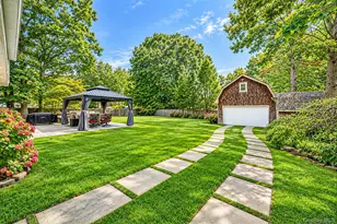 17 Mayfield Dr, Mastic Beach, NY 11951 - Photo 5