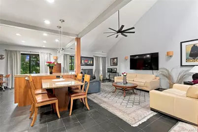22 Village Green, Port Chester, NY 10573 - Photo 5