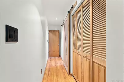 22 Village Green, Port Chester, NY 10573 - Photo 13