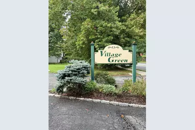 22 Village Green, Port Chester, NY 10573 - Photo 27
