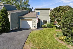 22 Village Green, Port Chester, NY 10573 - Photo 25