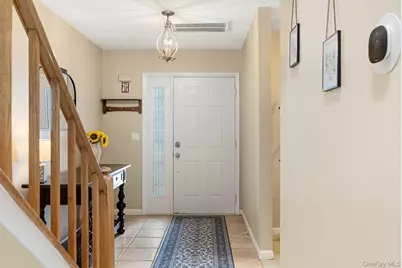 75 Fox Court, Manorville, NY 11949 - Photo 3
