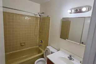 45-38 220th Pl, Flushing, NY 11361 - Photo 9