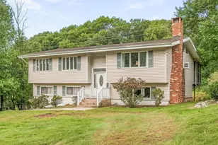 24 Dorchester Dr, Airmont, NY 10952 - Photo 3