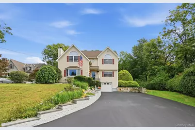 10 Albion Oval, Mahopac, NY 10541 - Photo 1