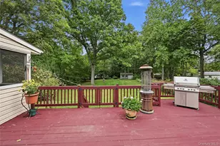10 Albion Oval, Mahopac, NY 10541 - Photo 27