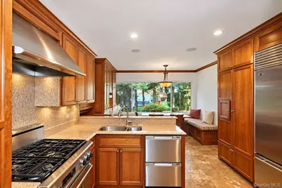 10 Winslow Road, White Plains, NY 10606 - Photo 9