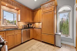 3963 Sandra Ln, Seaford, NY 11783 - Photo 9