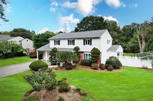 17 Greenvale Dr, East Northport, NY 11731 - Photo 25