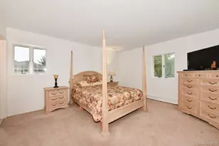 17 Greenvale Dr, East Northport, NY 11731 - Photo 11
