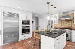 467 Hempstead, Rockville Centre, NY 11570 - Photo 3