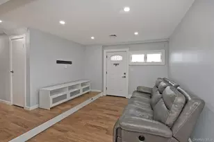 105 N Lewis Ave, Lindenhurst, NY 11757 - Photo 27