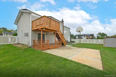 105 N Lewis Avenue, Lindenhurst, NY 11757 - Photo 37