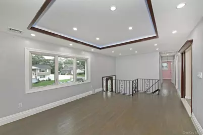 105 N Lewis Avenue, Lindenhurst, NY 11757 - Photo 11