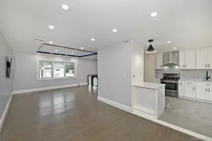 105 N Lewis Ave, Lindenhurst, NY 11757 - Photo 15