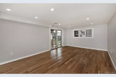 105 N Lewis Avenue, Lindenhurst, NY 11757 - Photo 31
