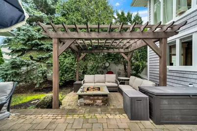 2817 Riverside Drive, Wantagh, NY 11793 - Photo 33