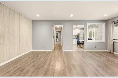 40 W 4th Street #214, Patchogue, NY 11772 - Photo 17