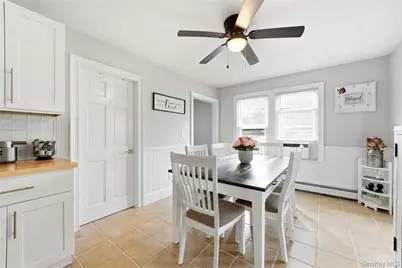 55 Cooper Street, Babylon, NY 11702 - Photo 17