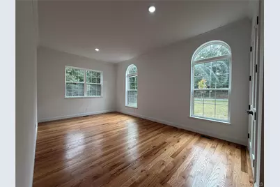 83 Milmay Avenue, Hauppauge, NY 11788 - Photo 9
