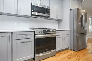 33 Marwood N, Port Washington, NY 11050 - Photo 7