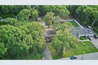 16 Jamaica Avenue, Holtsville, NY 11742 - Photo 49