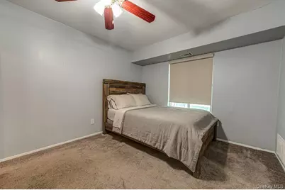 24 Idaho Court #24, Coram, NY 11727 - Photo 5
