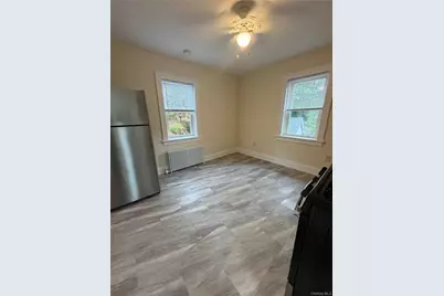 288 Ehrhardt Road, Pearl River, NY 10965 - Photo 3