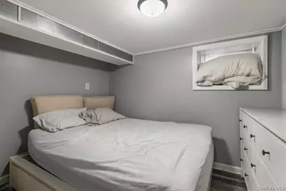 178 Winfred Avenue, Yonkers, NY 10704 - Photo 15