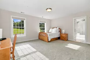 136 Dorchester Dr, Yorktown Heights, NY 10598 - Photo 19