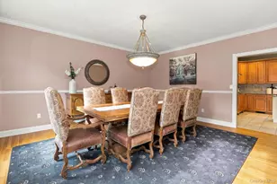 136 Dorchester Dr, Yorktown Heights, NY 10598 - Photo 13