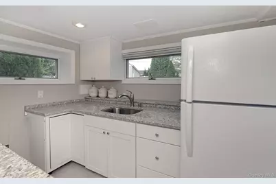 5 Robin Court, Bethpage, NY 11714 - Photo 31
