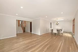 5 Robin Ct, Bethpage, NY 11714 - Photo 9