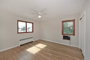 5 Robin Ct, Bethpage, NY 11714 - Photo 21